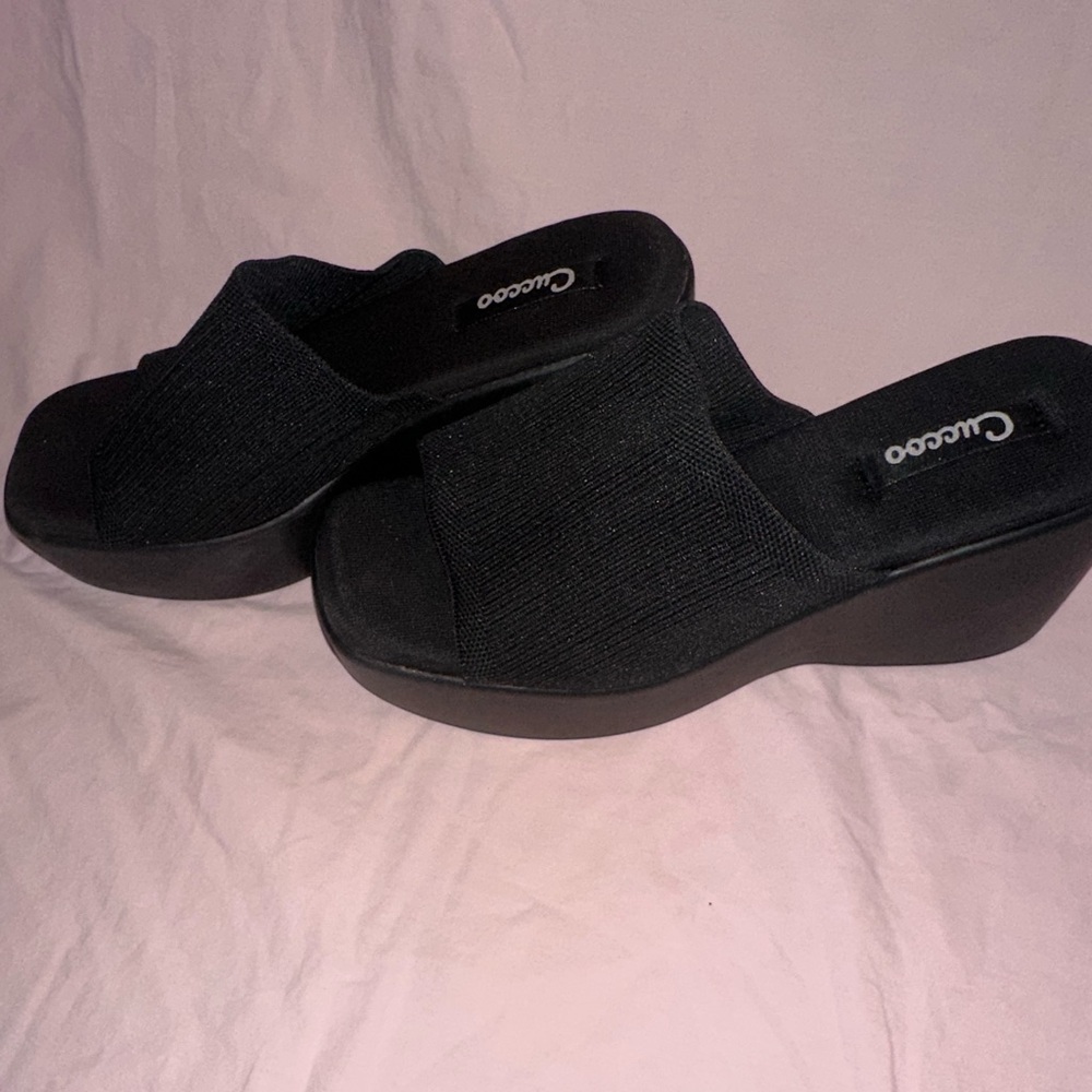 Black Platform Sandals